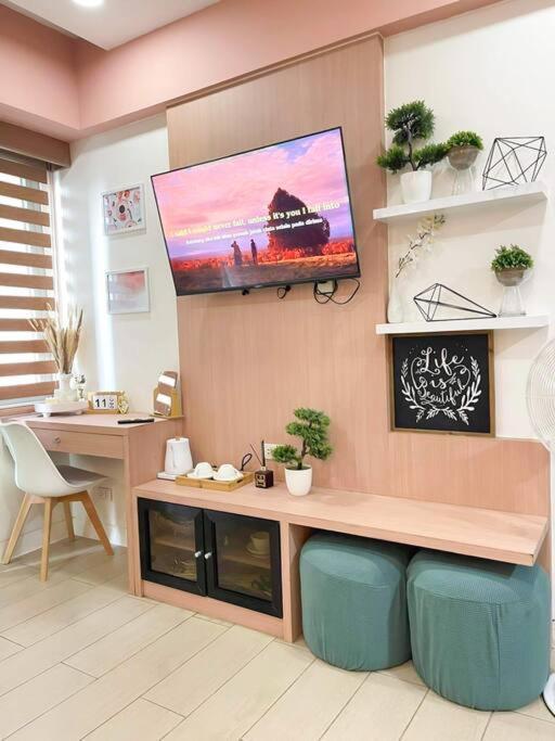 Lovely Unit With Free Wi-Fi & Netflix I Across Naia T3 Airport مانيلا المظهر الخارجي الصورة