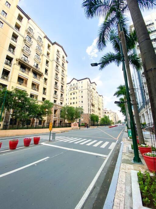 Lovely Unit With Free Wi-Fi & Netflix I Across Naia T3 Airport مانيلا المظهر الخارجي الصورة